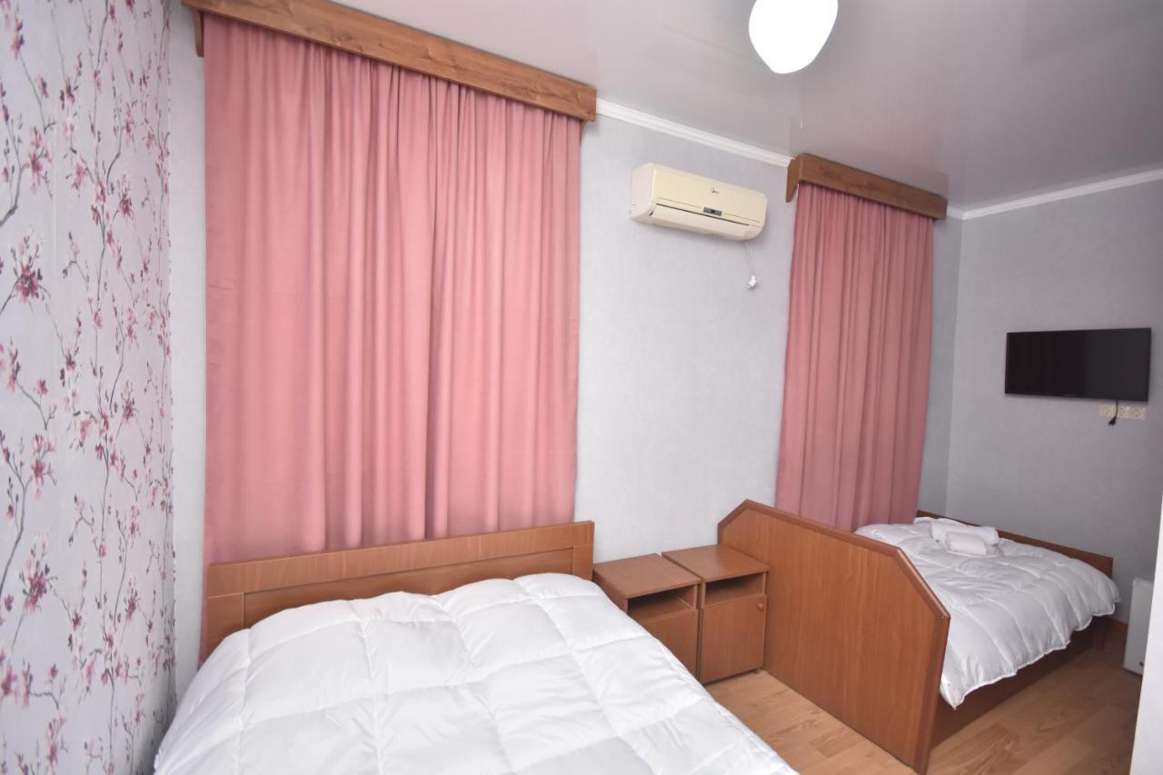 Hotel Samegrelo Зугдиди Экстерьер фото